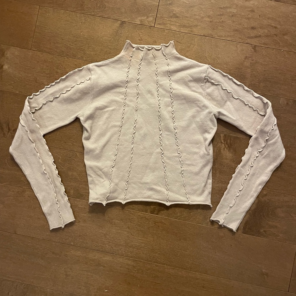 cropped long sleeve